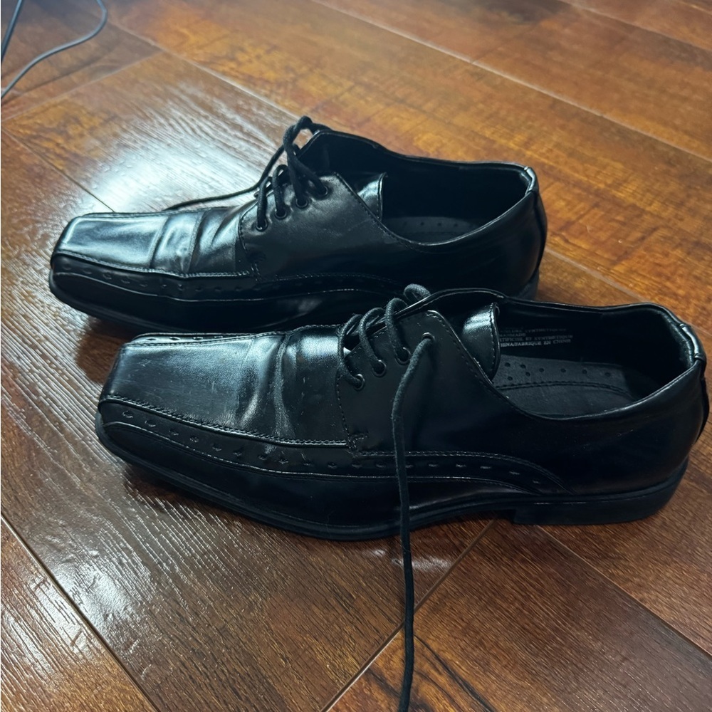 Stacy Adams Black Oxford Shoes with Polished Leather